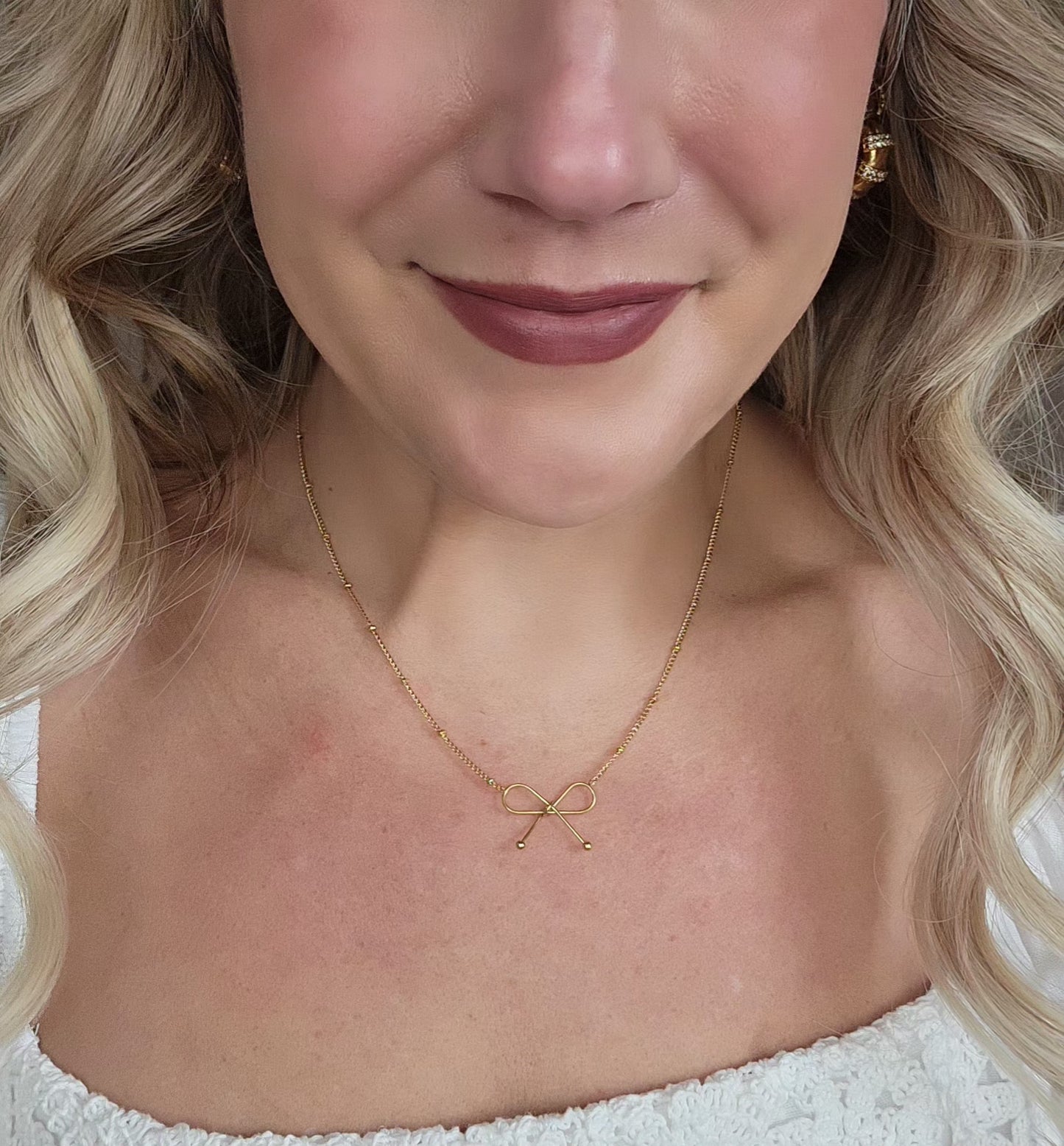 Gold Bow Necklace