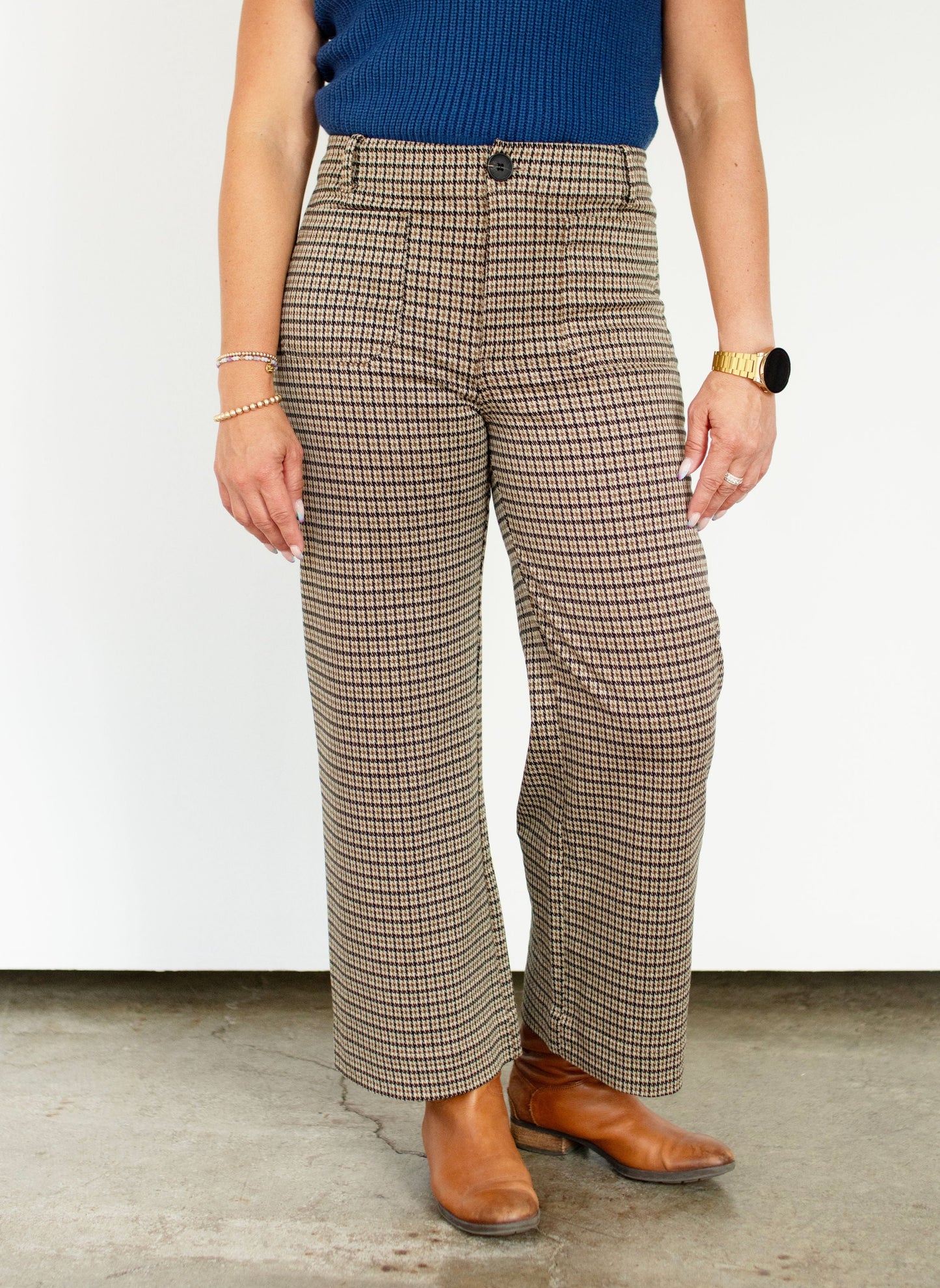Brown & Hazel Houndstooth Ankle Pants