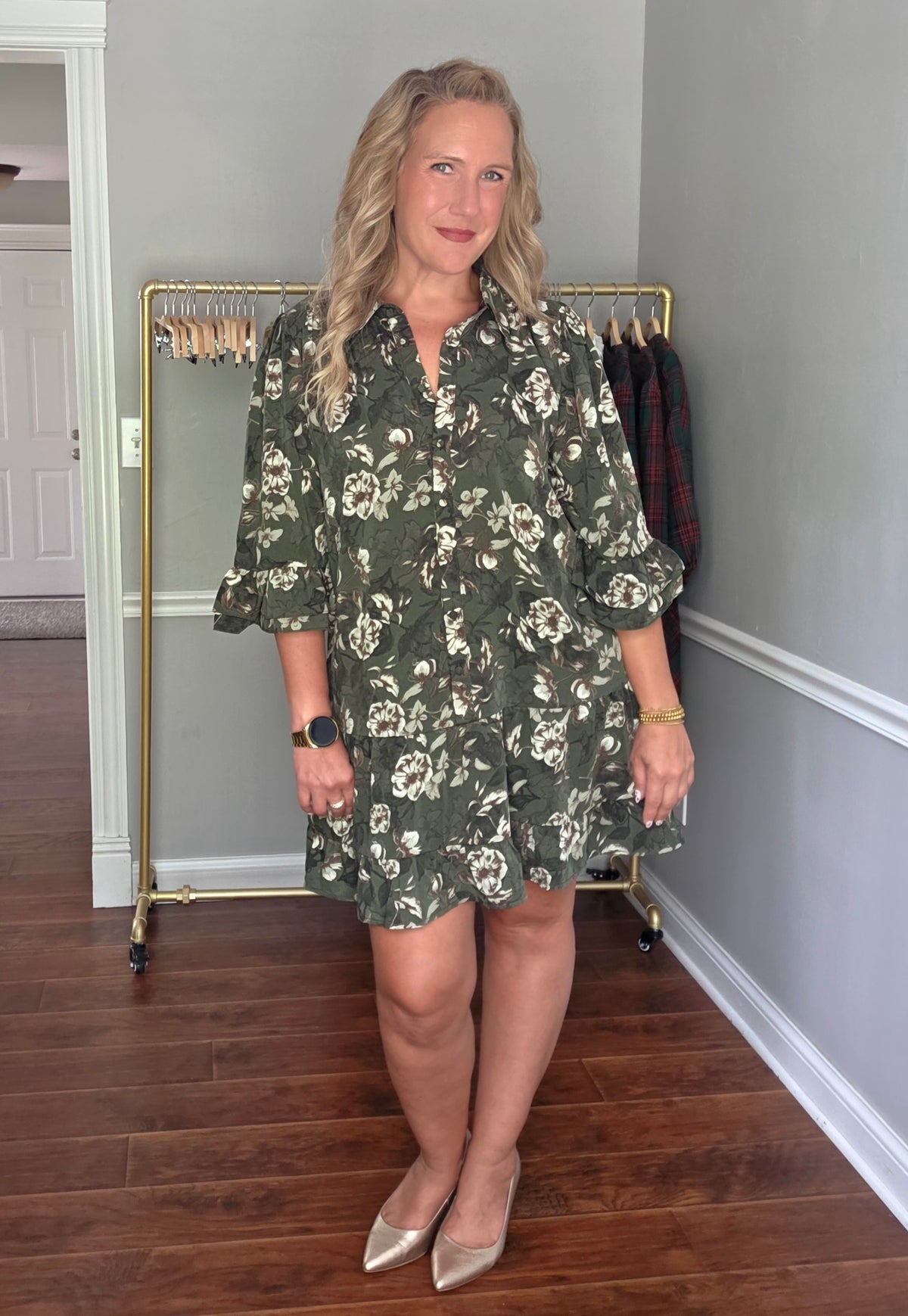 Dark Green Floral Print Dress w/Ruffle Hem
