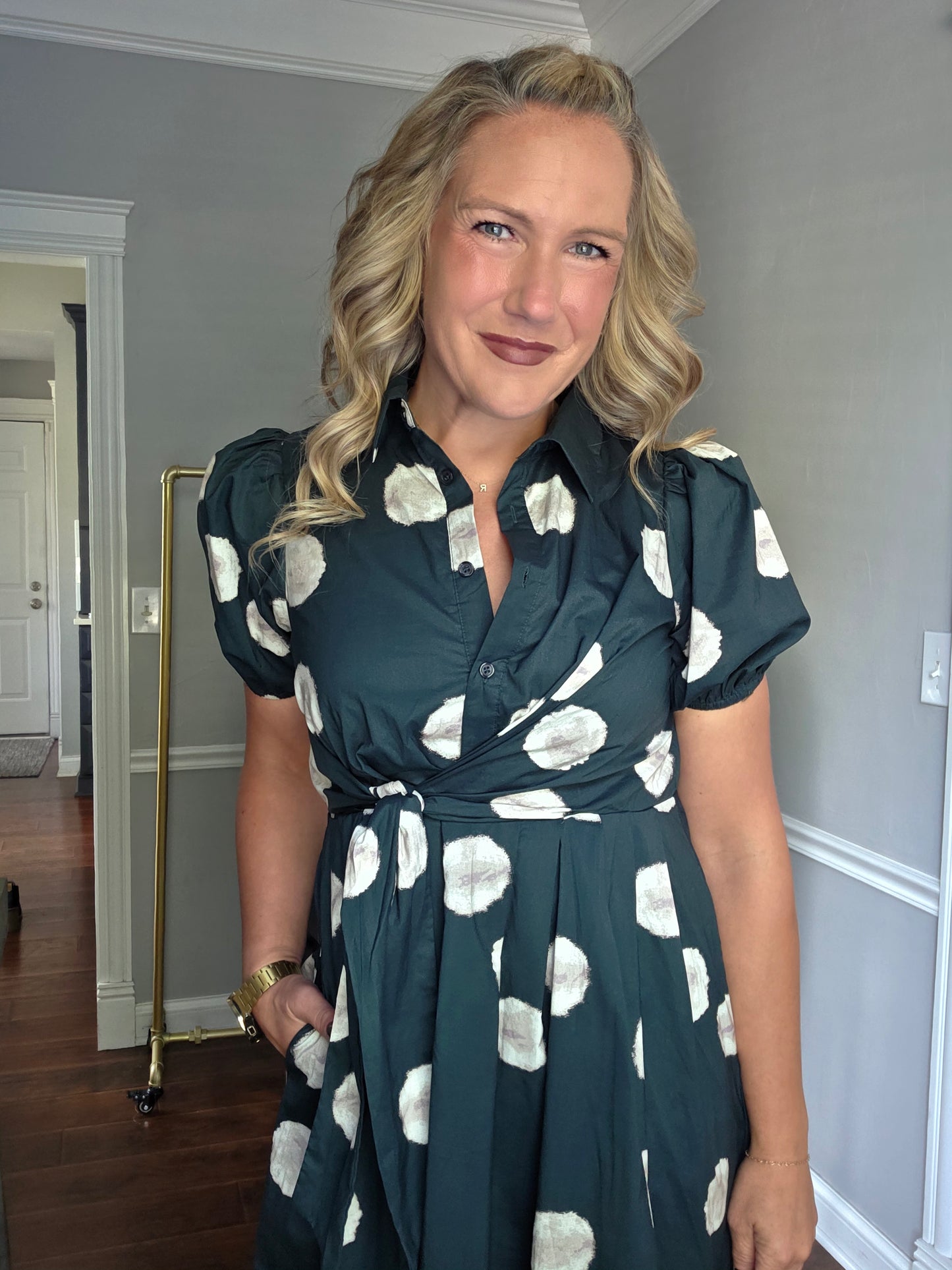 Hunter Green Short Sleeve Tie Waist Dress